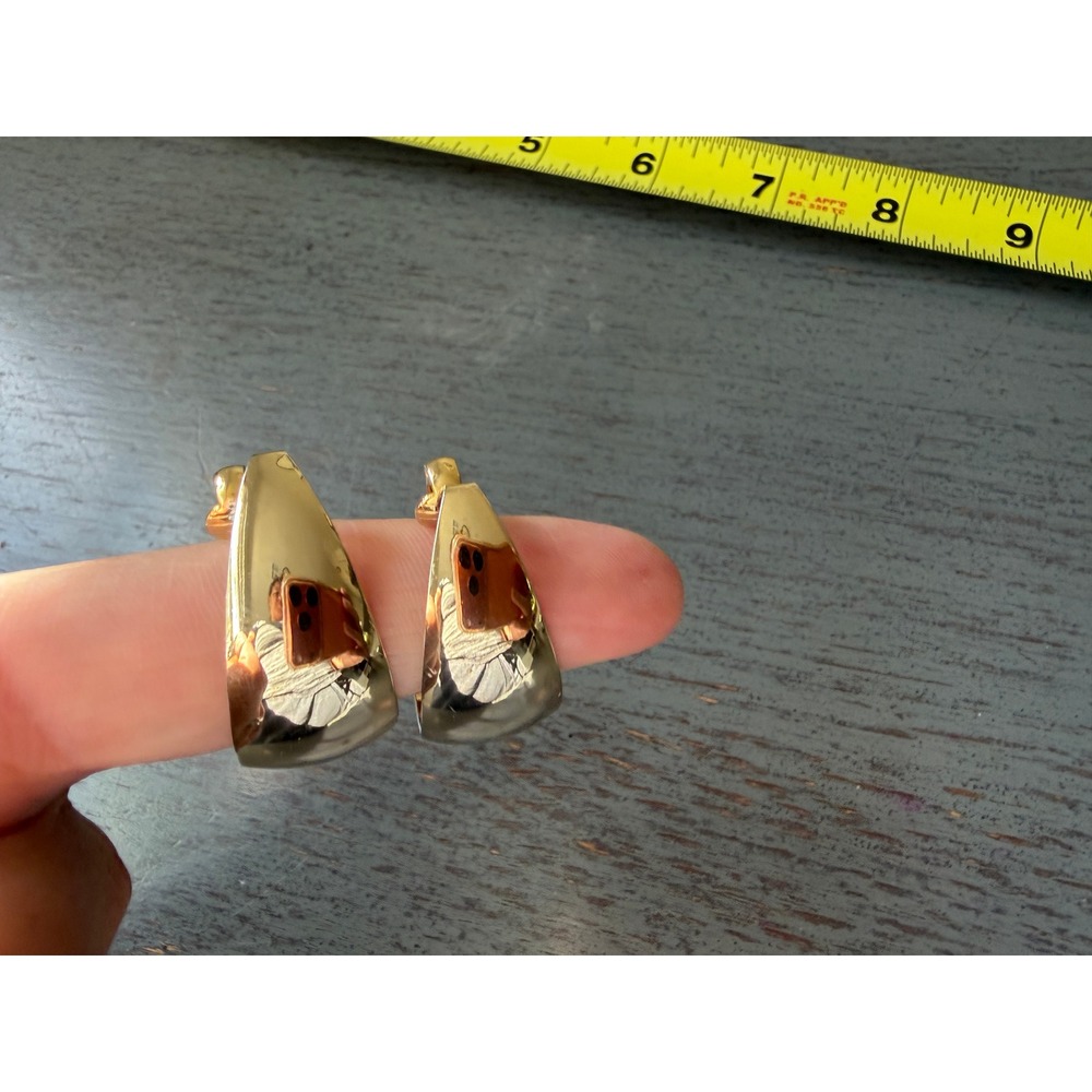 Vintage Gold Tone Tapered Hoop Clip On Earrings Chunky Polished Statement
